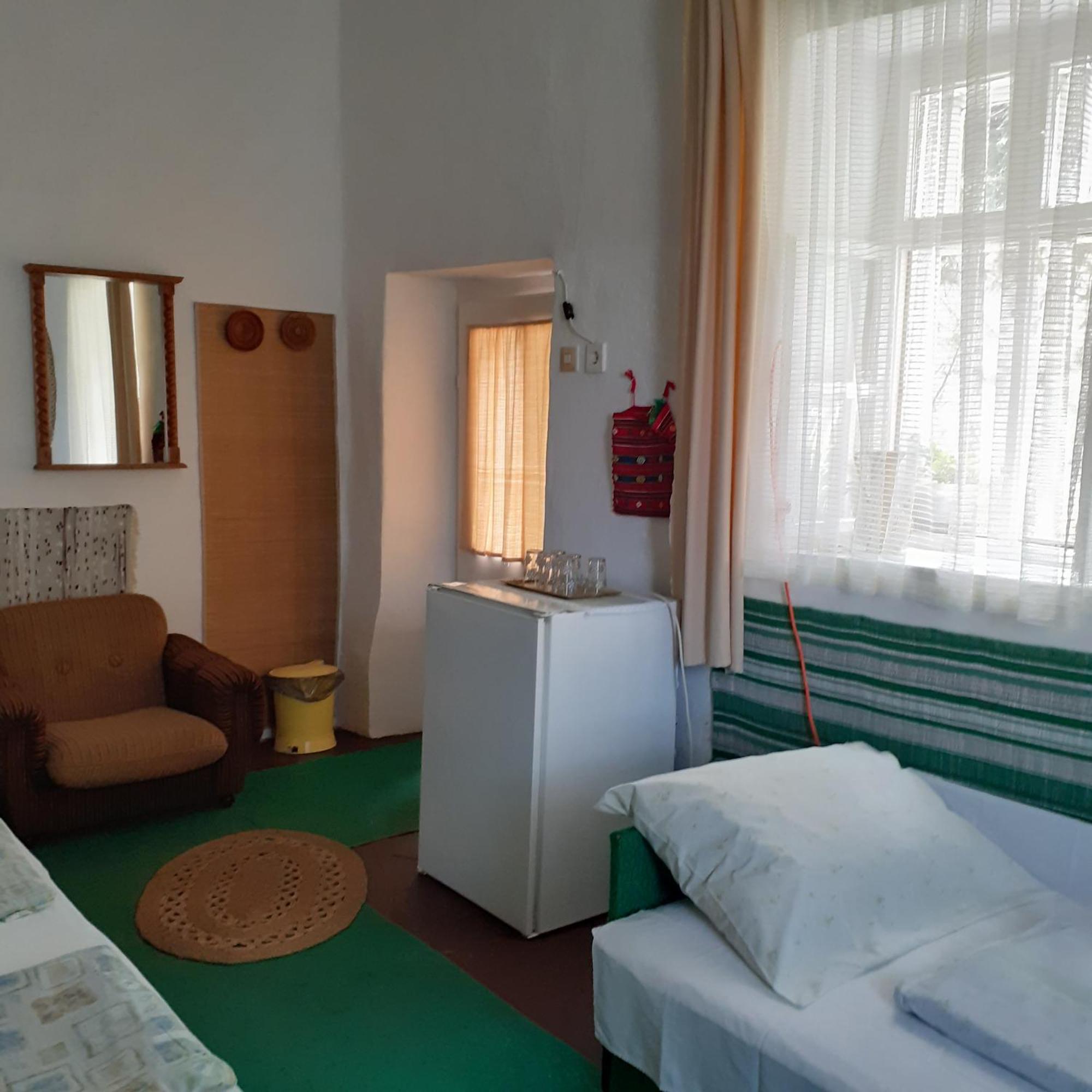 AbádszalókMarika Vendeghazアパートメント 部屋 写真